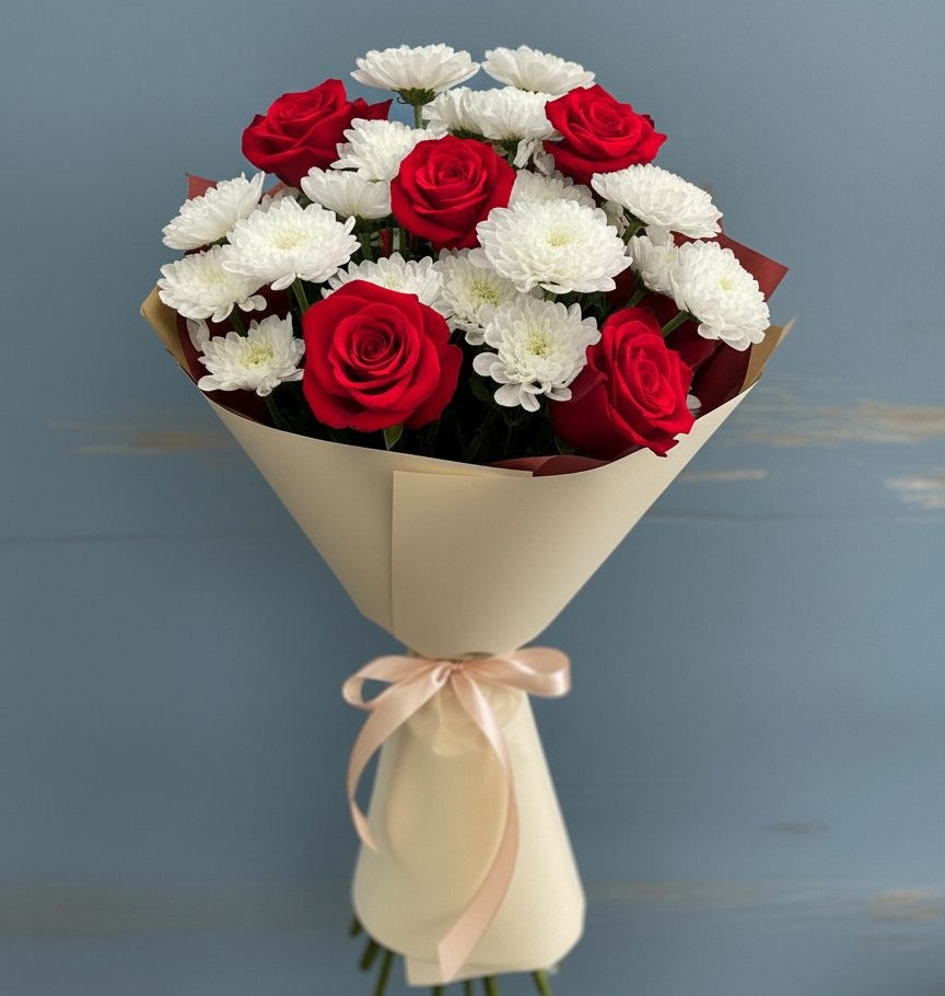 Букет цветов из: Розы и Хризантемы в Снежногорске