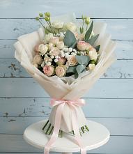 Букет цветов из:  Розы и Лизиантусы #REPLACE_PRED# Снежногорске