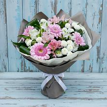 Букет цветов из:  Герберы, Альстромерии и Хризантемы в Снежногорске