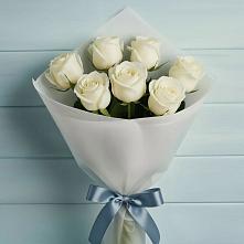 Букет 7 Белых роз Эдлесс Лав в Снежногорске