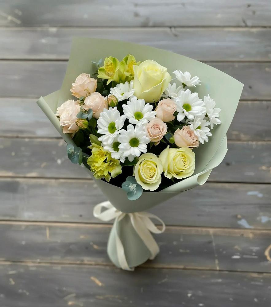 Букет цветов из: Альстромерии, Розы и Хризантемы в Снежногорске